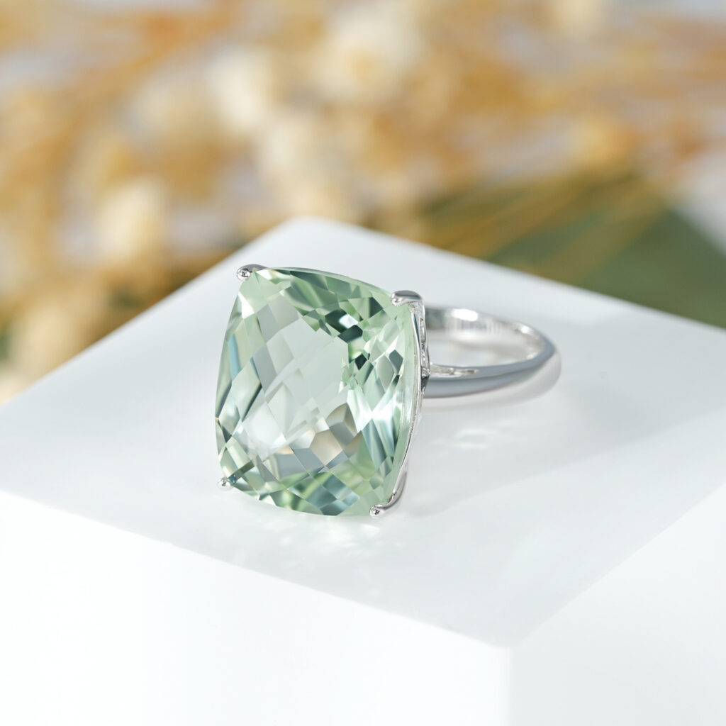 Natural Green Amethyst Ring Female S925 Sterling Silver Gemstone Inlaid Luxury - Image 3