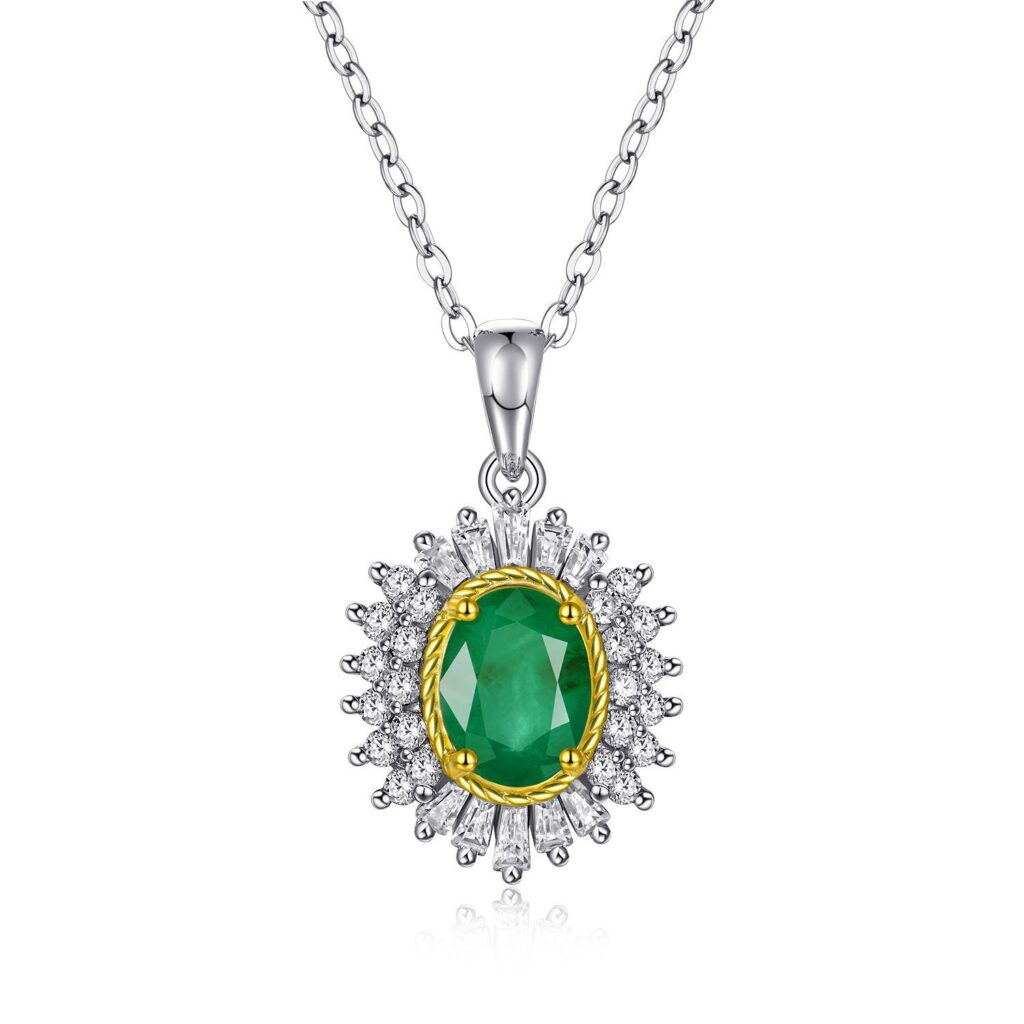 Natural Emerald Pendant Feminine Minority Design Jewelry S925 Silver Chain - Image 4