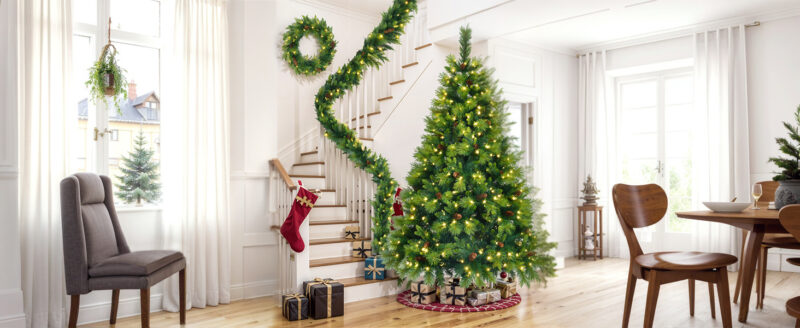 Classic Pre-Lit Green Christmas Tree - Image 10